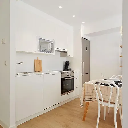 Malibu - Basque * סן סבסטיאן