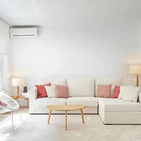 Malibu - Basque Apartment San Sebastian